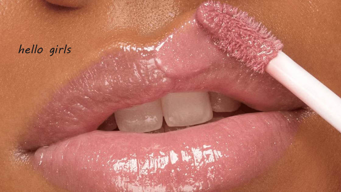 5 Lip Glosses That Look Super Flattering On Every Women