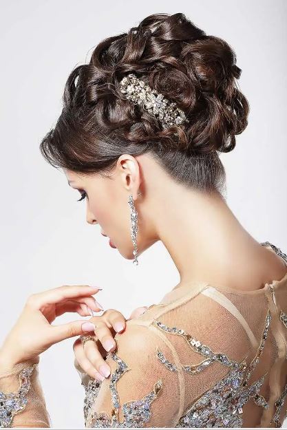 5 easy & classy hairstyles for your wedding